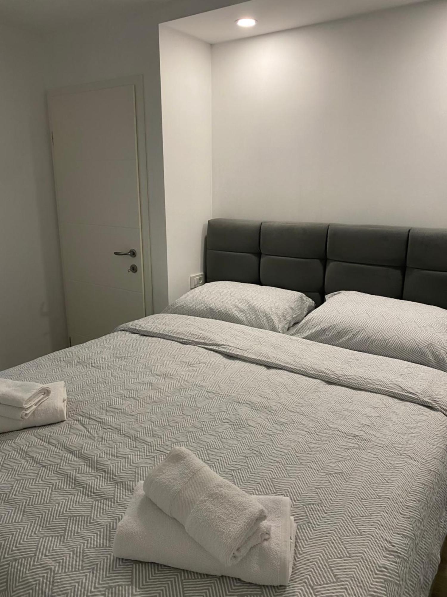 Apartma La Vita Koper Exteriör bild